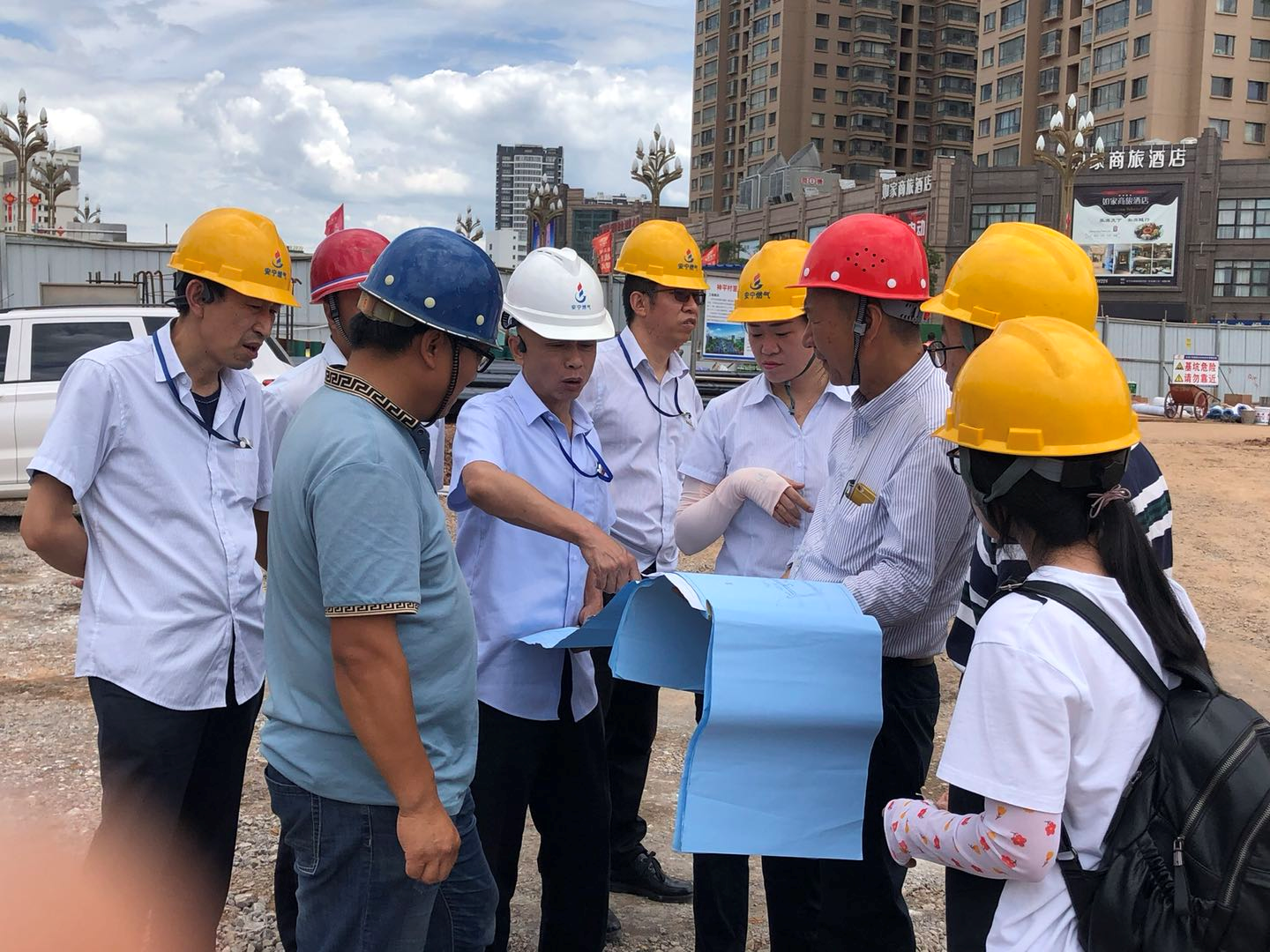 安寧市二專線（含連接線）中壓燃?xì)夤艿拦こ?></A>

  </li>

  

  <li id=
