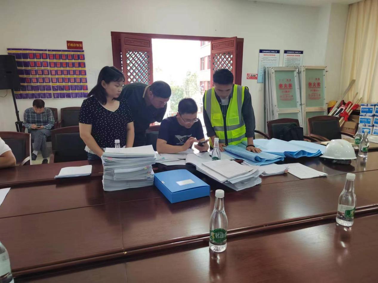 云南佛學(xué)院師生宿舍樓、食堂樓建設(shè)項(xiàng)目 地基與基礎(chǔ)、主體結(jié)構(gòu)分部工程驗(yàn)收